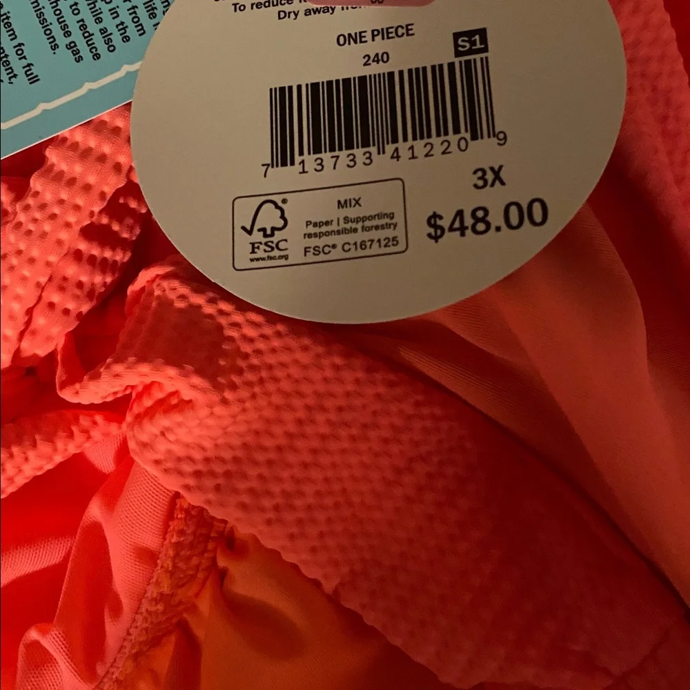 Sol borne NWT one piece size small lightly padded cups - Picture 4 of 11